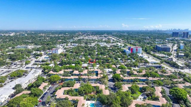 5 of 12 - 295 Ne 55th Street, Miami, FL