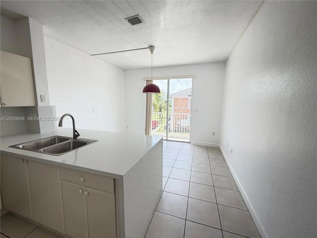 4 of 19 - 7080 Nw 177th Street #209-13, Hialeah, FL