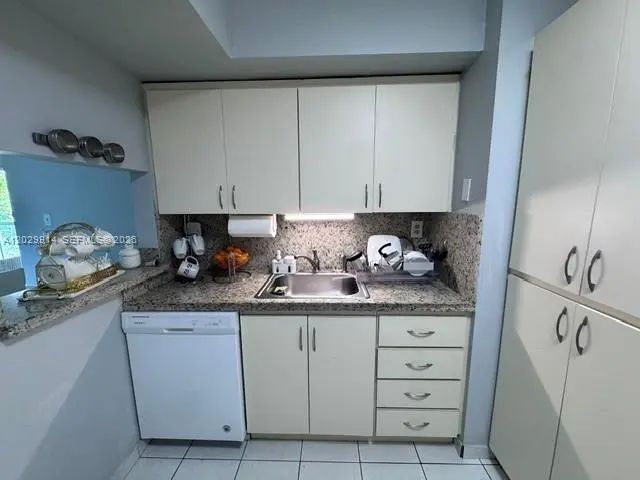 2 of 22 - 11780 Sw 18th Street #428-2, Miami, FL