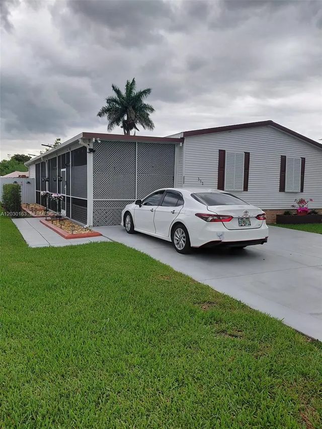 2 of 23 - 35303 Sw 180th Avenue, Homestead, FL