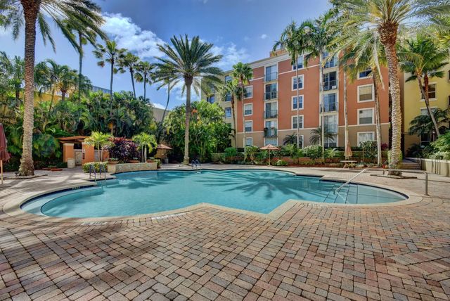 780 S Sapodilla Avenue #104, West Palm Beach