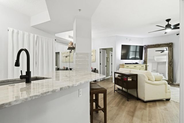 2 of 32 - 780 S Sapodilla Avenue #104, West Palm Beach, FL