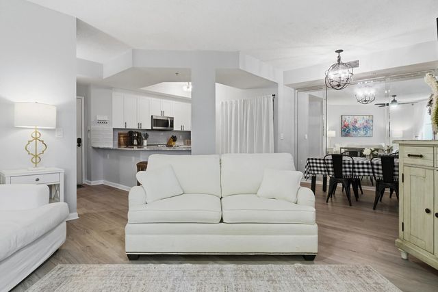 4 of 32 - 780 S Sapodilla Avenue #104, West Palm Beach, FL