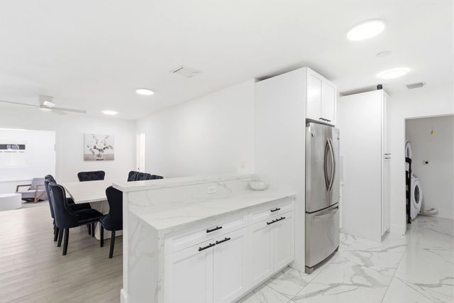 5 of 32 - 6444 Oak Street, Hollywood, FL
