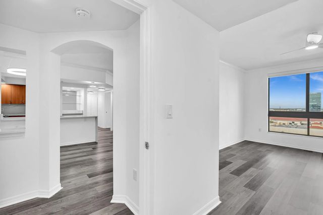 5 of 52 - 110 N Federal Highway #1113, Fort Lauderdale, FL