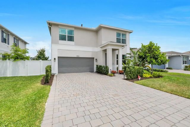 4506 Catalina Way, Greenacres
