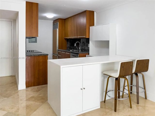 4 of 19 - 1670 Bay Road #2d, Miami Beach, FL