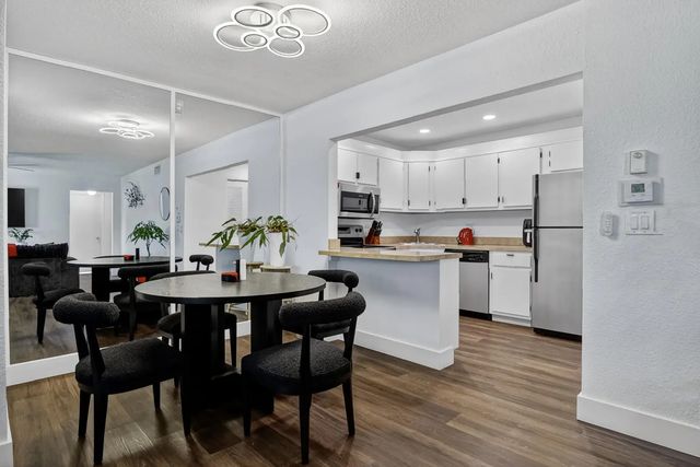 4 of 30 - 5930 Whispering Pine Way #b-2, Greenacres, FL