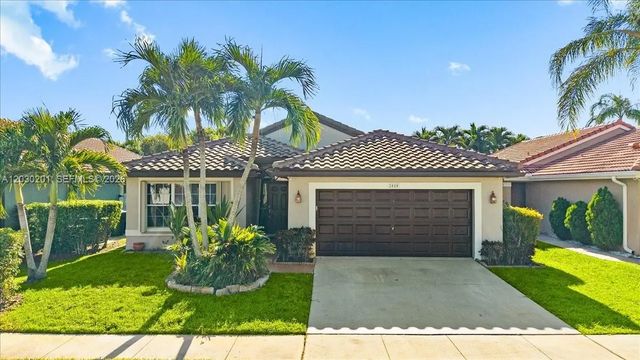 2010 Nw 182nd Terrace, Pembroke Pines