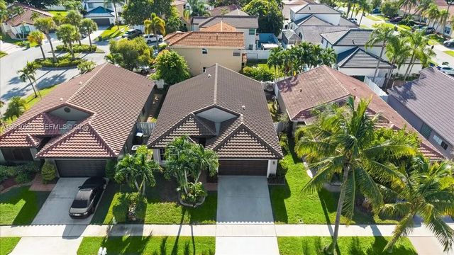 5 of 42 - 2010 Nw 182nd Terrace, Pembroke Pines, FL