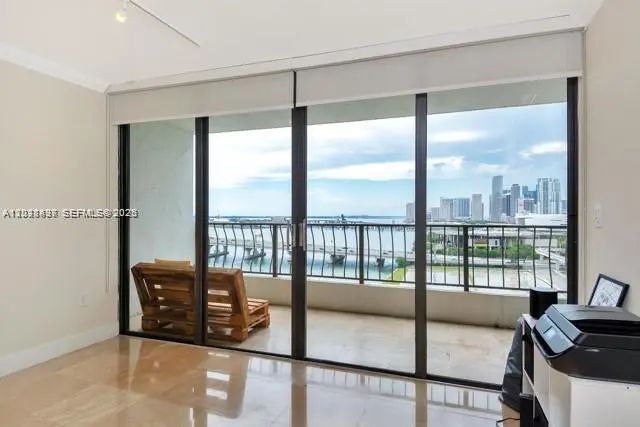 3 of 31 - 555 Ne 15th Street #16h, Miami, FL