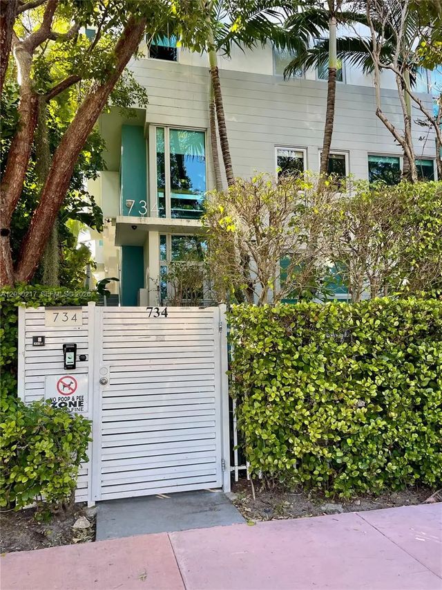 734 Michigan Avenue, Miami Beach