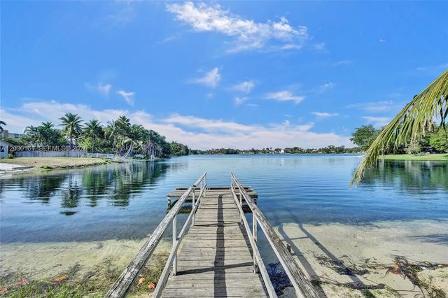 1825 Ne 187th Street, Miami