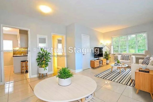 3 of 14 - 8320 Crespi Boulevard #11, Miami Beach, FL