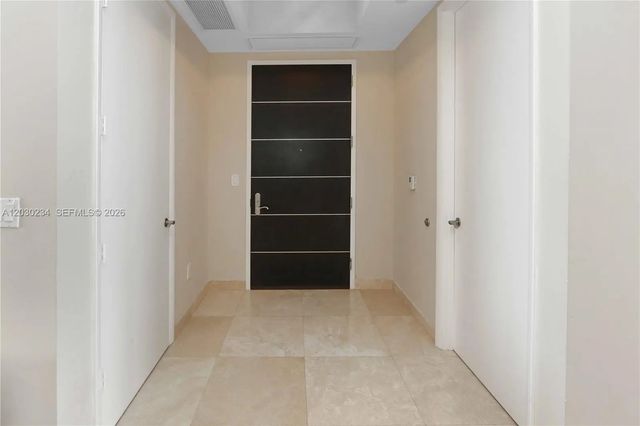 4 of 45 - 15901 Collins Avenue #2004, Sunny Isles Beach, FL
