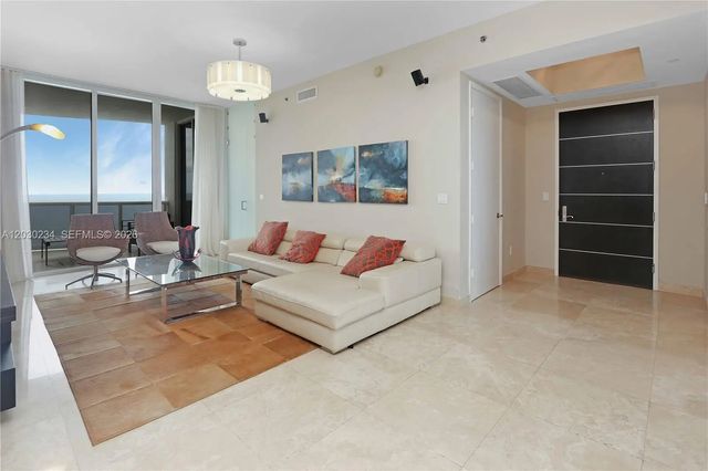 5 of 45 - 15901 Collins Avenue #2004, Sunny Isles Beach, FL