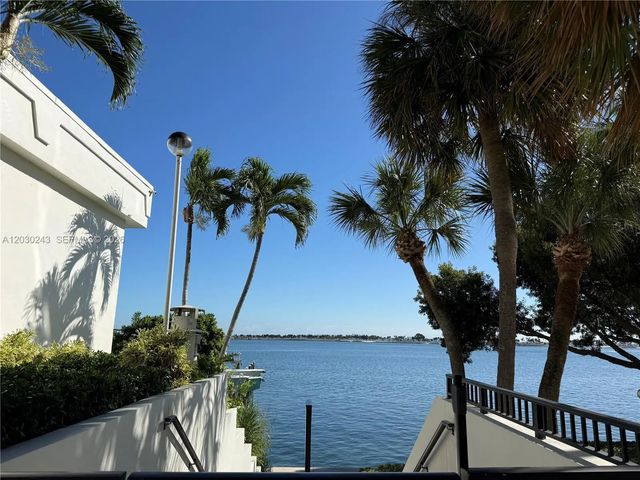 3 of 21 - 1925 Brickell Avenue #1403, Miami, FL