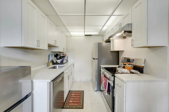 5 of 15 - 1011 Exeter, Boca Raton, FL