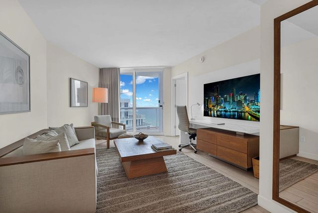 5 of 54 - 505 N Fort Lauderdale Beach Boulevard #2214, Fort Lauderdale, FL