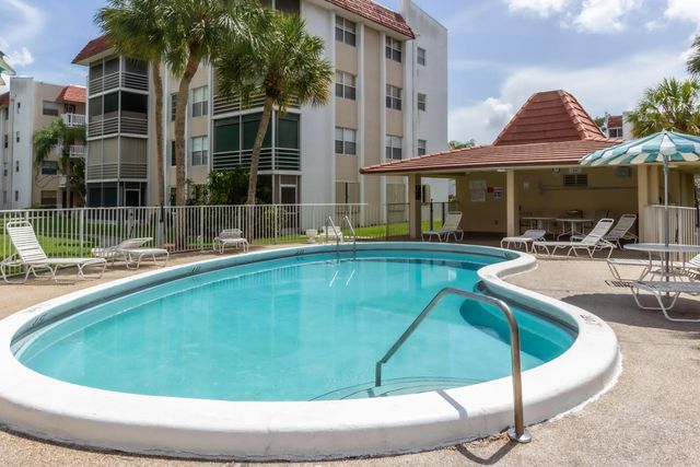 3 of 22 - 3531 Inverrary Drive #h406, Lauderhill, FL