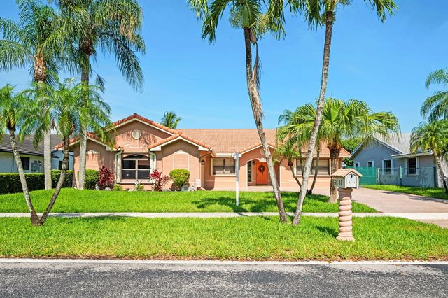 5531 Hawkes Bluff Avenue, Davie