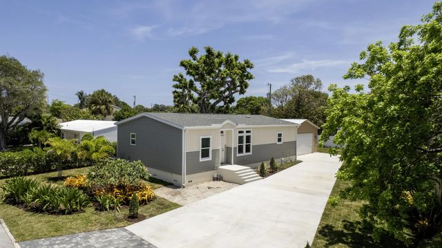 2 of 16 - 1757 N 12th Ct Court N, Lake Worth Beach, FL