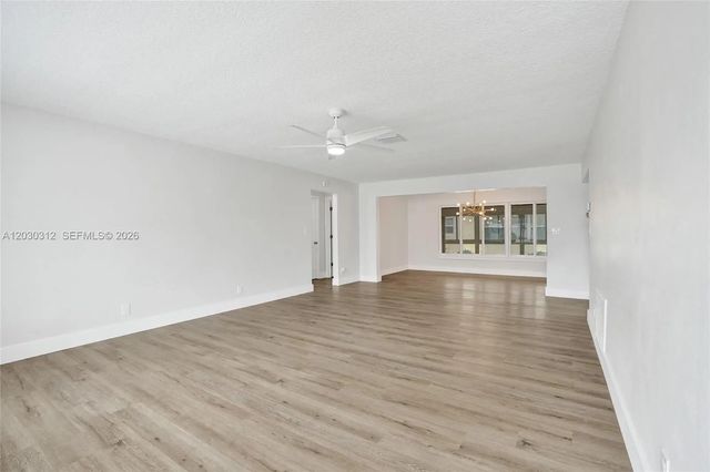 5 of 28 - 240 Nw 25th Court, Pompano Beach, FL