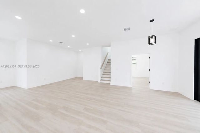 5 of 29 - 2925 13th Street N, St. Petersburg, FL
