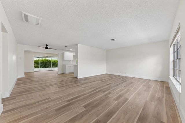 3 of 26 - 7198 E Pine Forest Cir Circle E, Lake Worth, FL