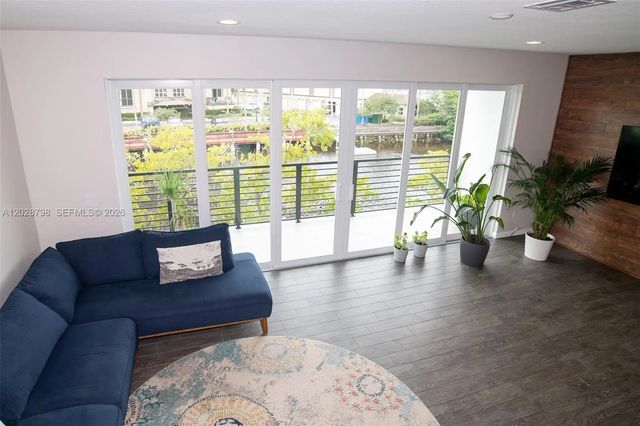 4 of 138 - 2900 Ne 12th Terrace #14, Oakland Park, FL