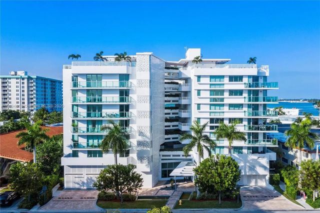 1133 102nd Street #403, Bay Harbor Islands