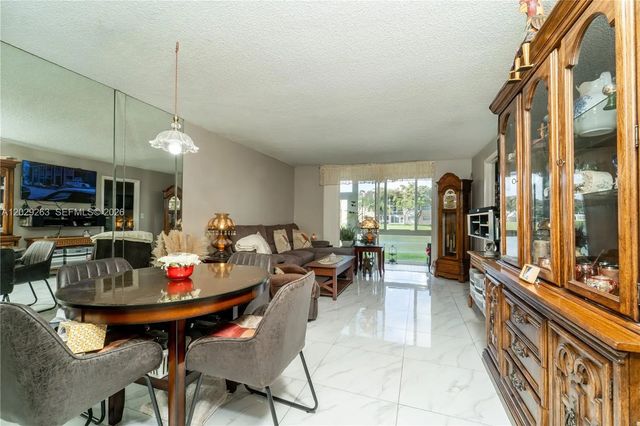 5 of 23 - 2811 N Pine Island Road #102, Sunrise, FL