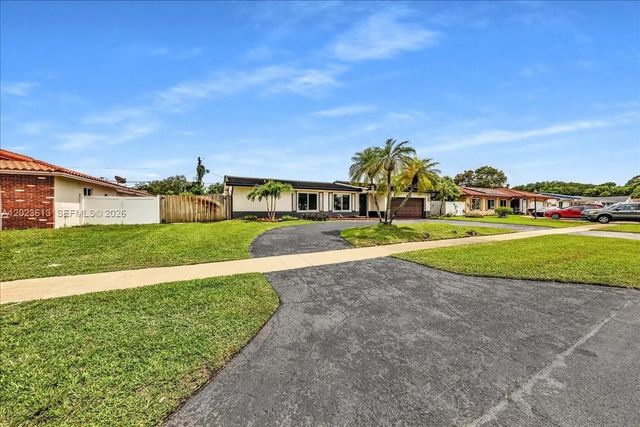 4 of 43 - 5260 Sw 10th Court, Plantation, FL