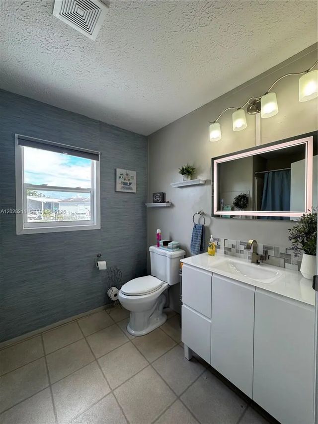 4 of 57 - 5015 Sw 29 Street #608, Davie, FL