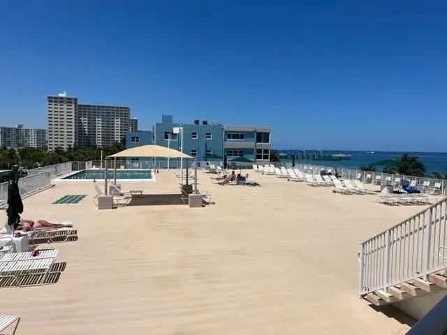 3 of 8 - 101 Briny Avenue #2505, Pompano Beach, FL