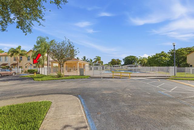 3 of 27 - 6631 Winfield Boulevard #1-6, Margate, FL