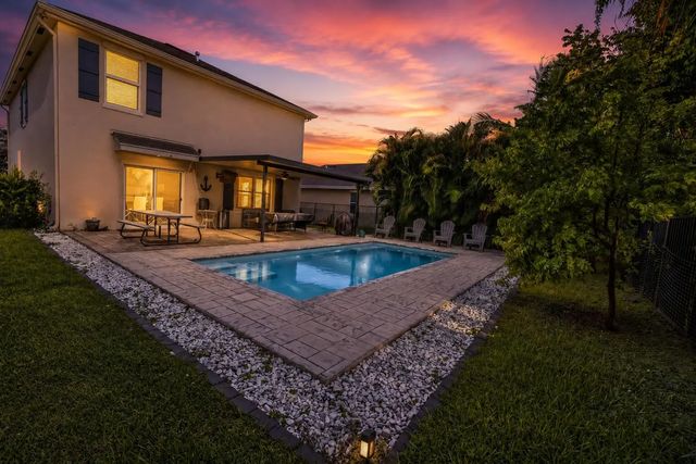 3758 Whitney Park Lane, Greenacres