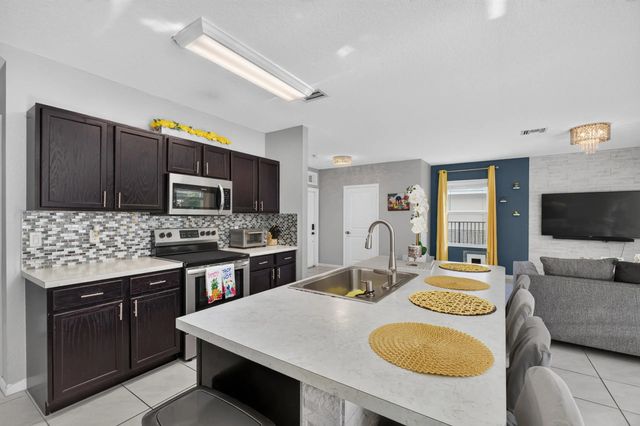 3 of 35 - 3758 Whitney Park Lane, Greenacres, FL