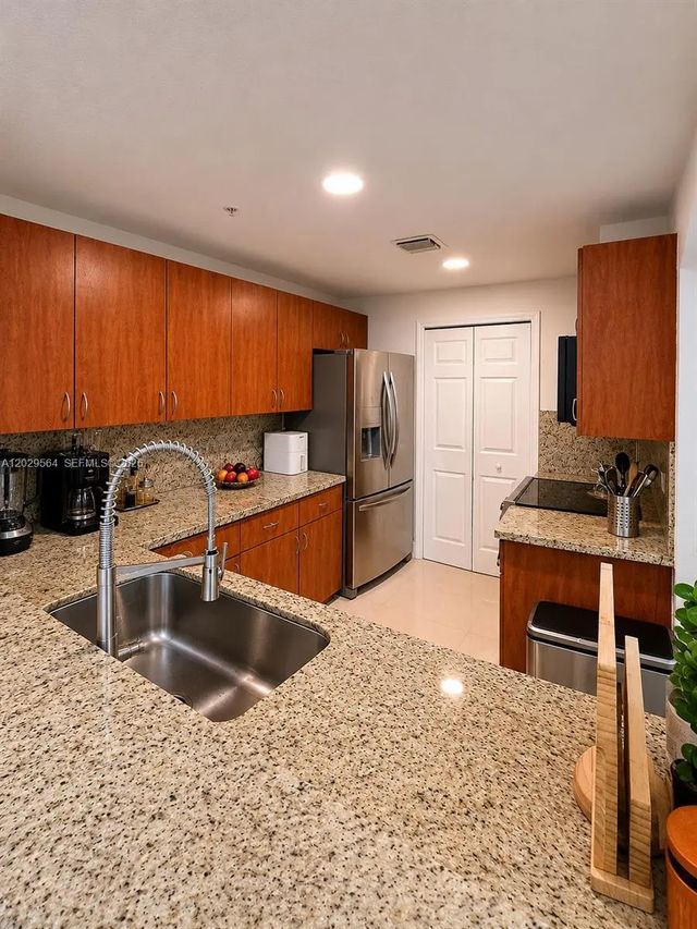 3 of 13 - 6540 Nw 114th Avenue #1408, Doral, FL
