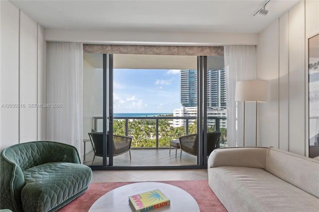 4 of 15 - 2201 Collins Avenue #707, Miami Beach, FL