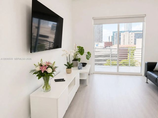 4 of 16 - 234 Ne 3rd Street #905, Miami, FL
