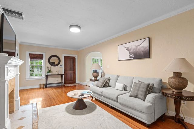 5 of 26 - 217 Lytton Court, West Palm Beach, FL