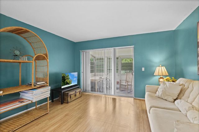 3 of 34 - 2885 W Ashley Dr Drive W #b, West Palm Beach, FL
