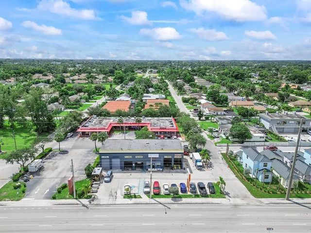 2 of 2 - 3593 S Military Trail, Lake Worth, FL