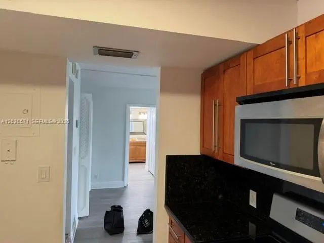 5 of 9 - 3301 N Country Club Drive #407, Aventura, FL