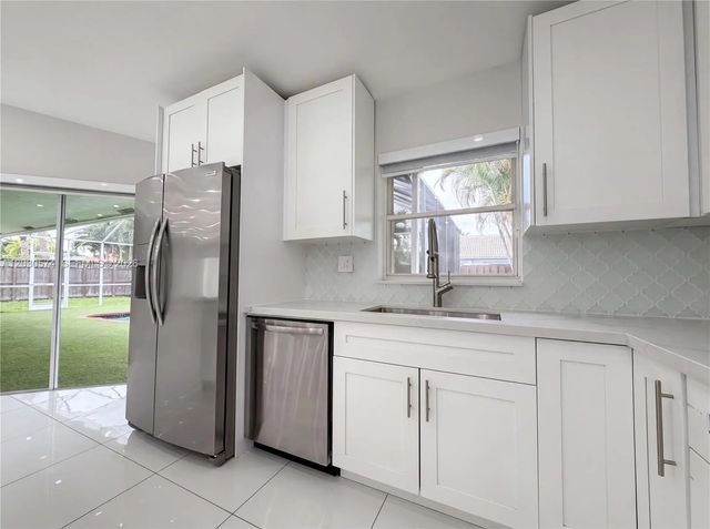 2 of 25 - 16571 Sw 145th Avenue, Miami, FL