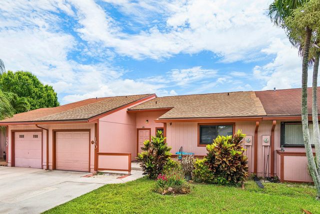3 of 37 - 120 Mayfair Lane, Boynton Beach, FL