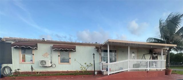 5612 Nw 5612 Nw 206th Lane, Miami Gardens