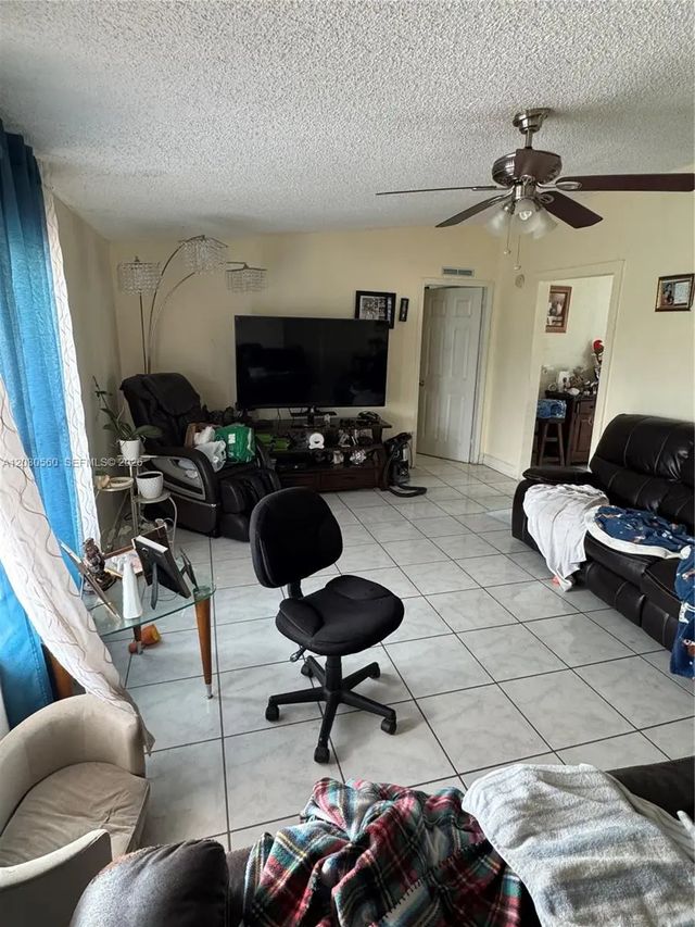 3 of 8 - 5612 Nw 5612 Nw 206th Lane, Miami Gardens, FL