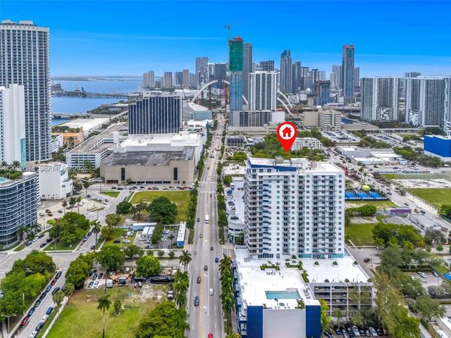 3 of 25 - 275 Ne 18th Street #706, Miami, FL